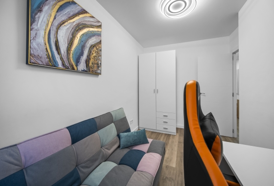 Resale - Apartment - Torrevieja - Centro