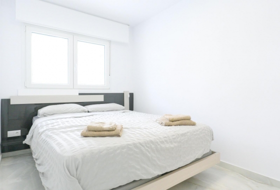 Resale - Townhouse - Torrevieja - Punta Prima