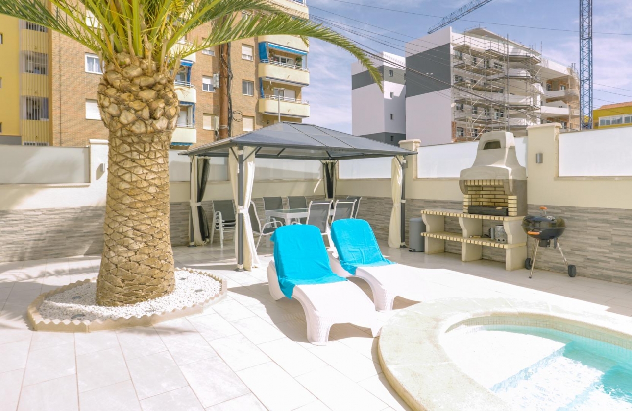 Resale - Townhouse - Torrevieja - Punta Prima