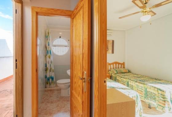 Resale - Terraced house - Orihuela Costa - Playa Flamenca