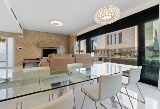 Resale - Villa - Orihuela Costa - Aguamarina