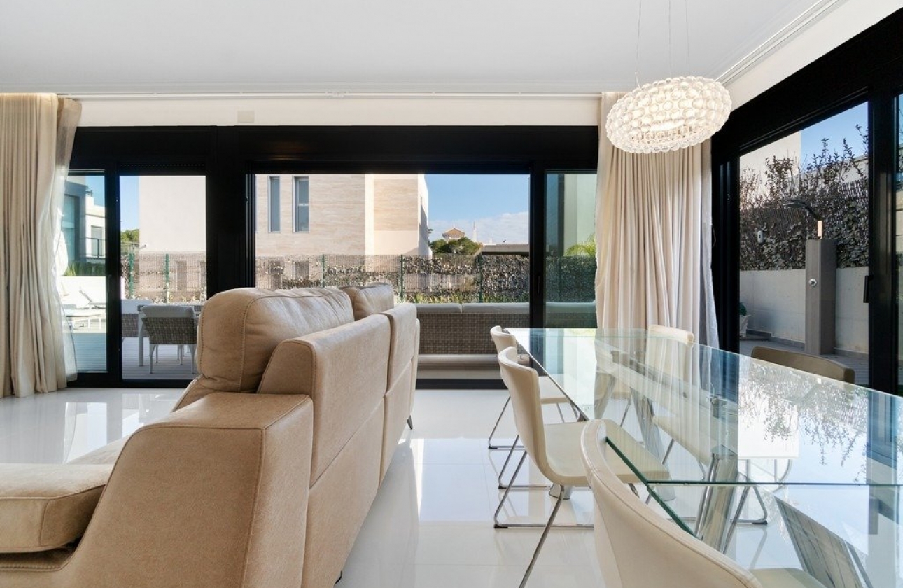 Resale - Villa - Orihuela Costa - Aguamarina