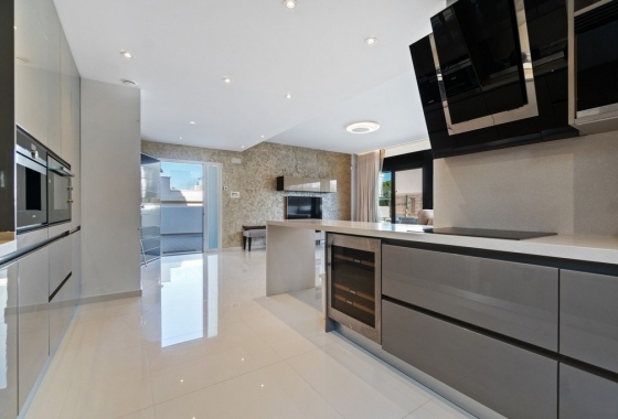 Resale - Villa - Orihuela Costa - Aguamarina