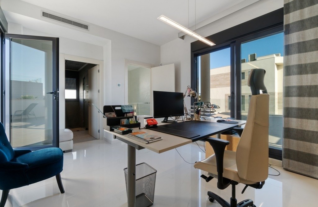 Resale - Villa - Orihuela Costa - Aguamarina