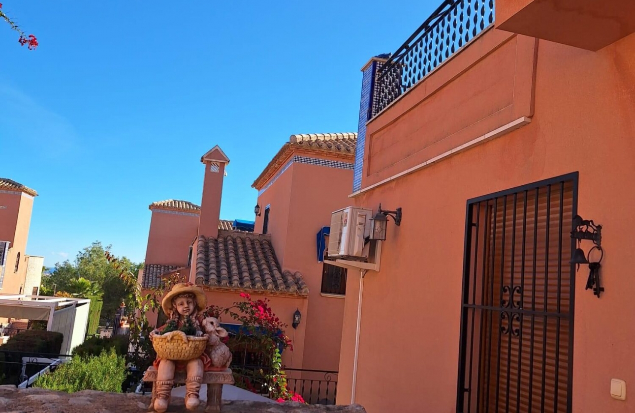 Resale - Villa - San Miguel de Salinas