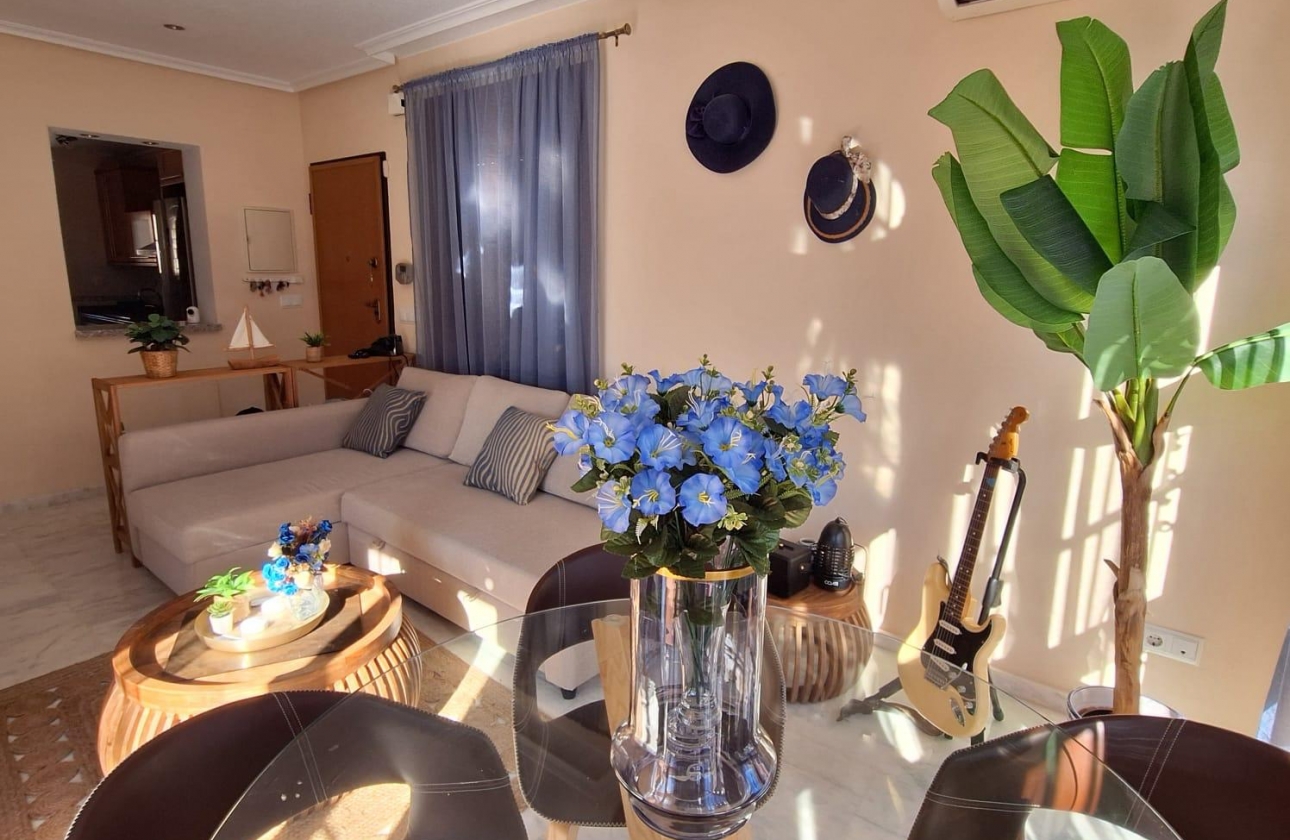 Resale - Villa - San Miguel de Salinas