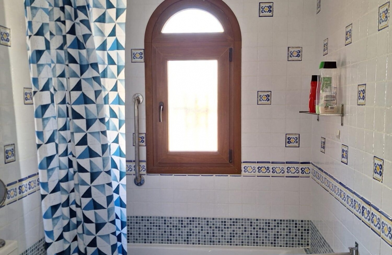 Resale - Villa - San Miguel de Salinas