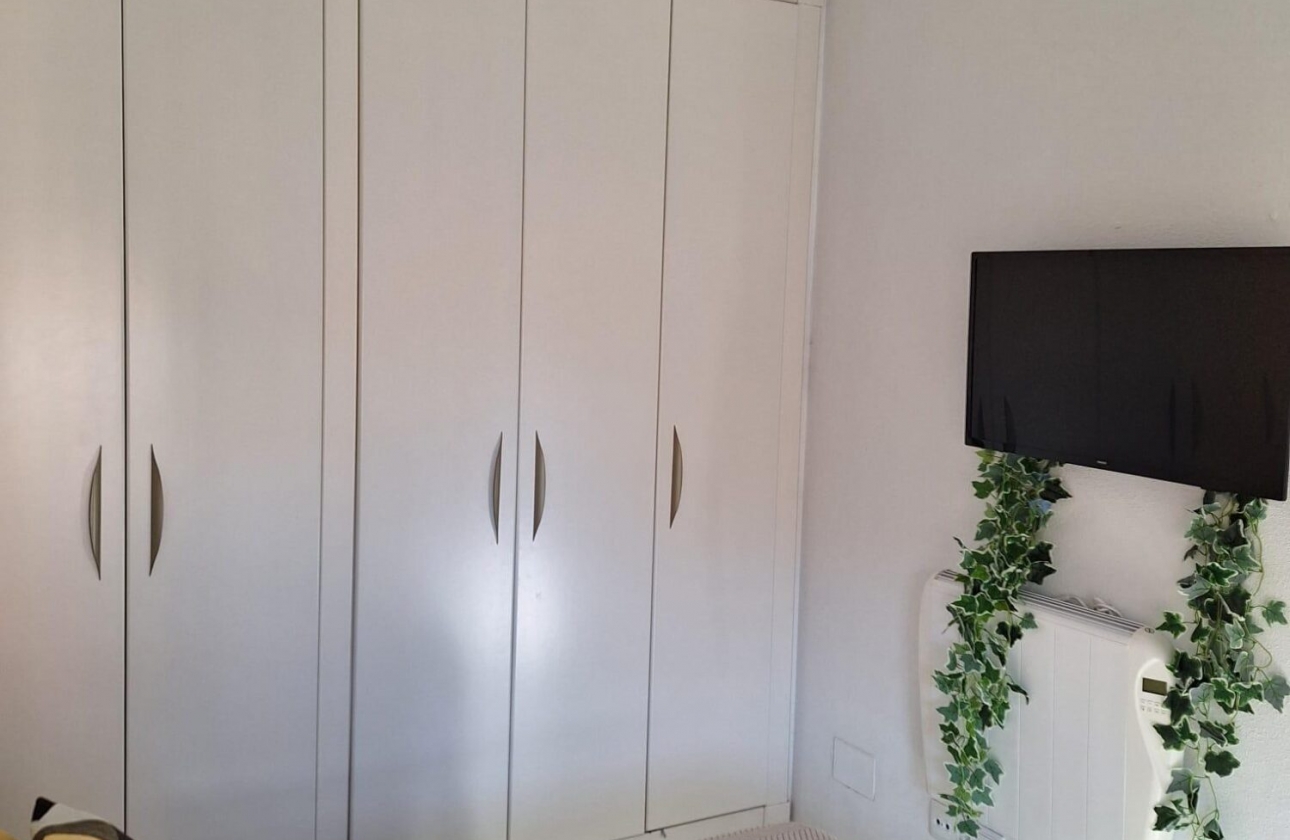 Resale - Villa - San Miguel de Salinas