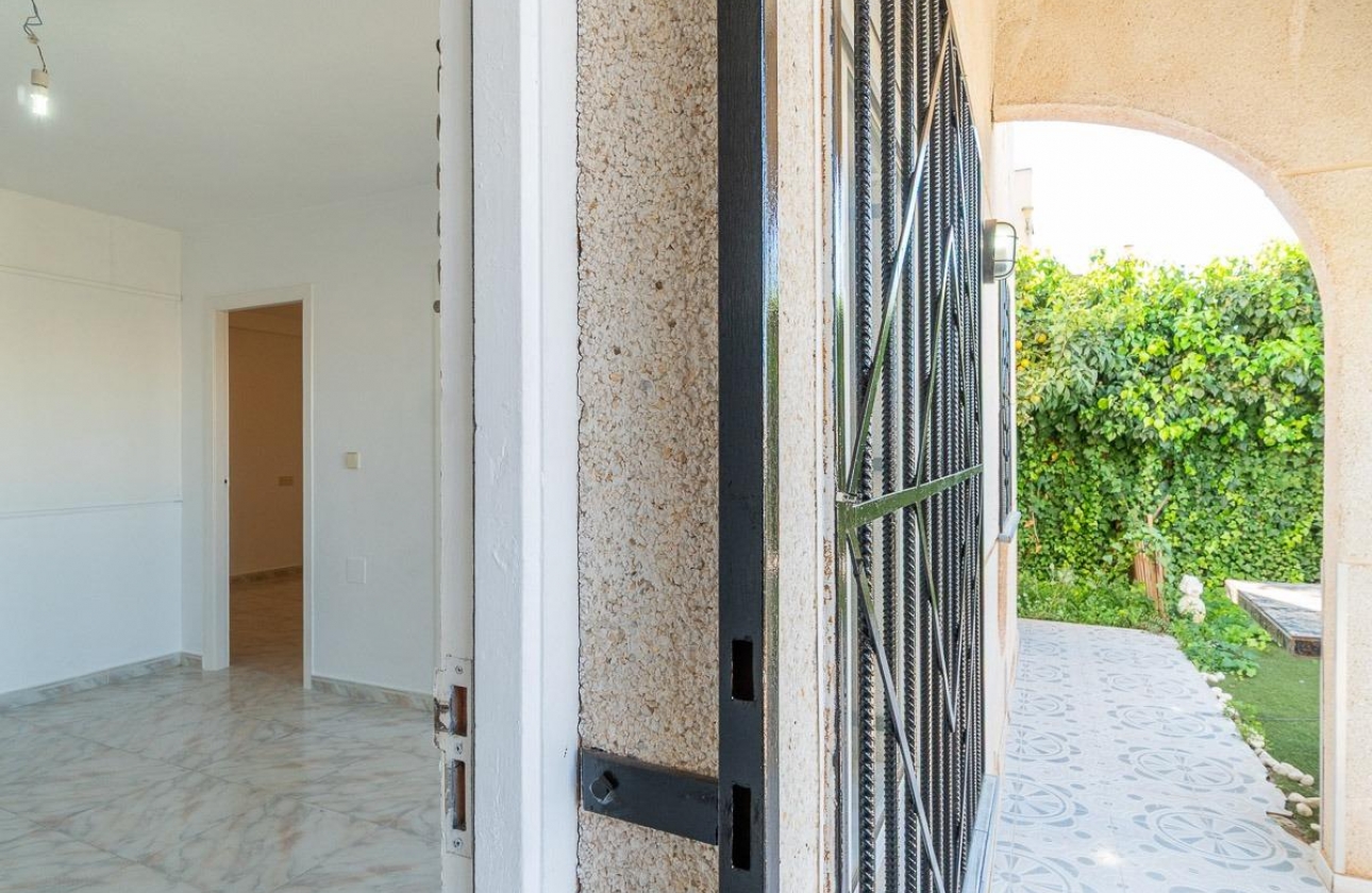 Resale - Townhouse - Torrevieja - Carrefour
