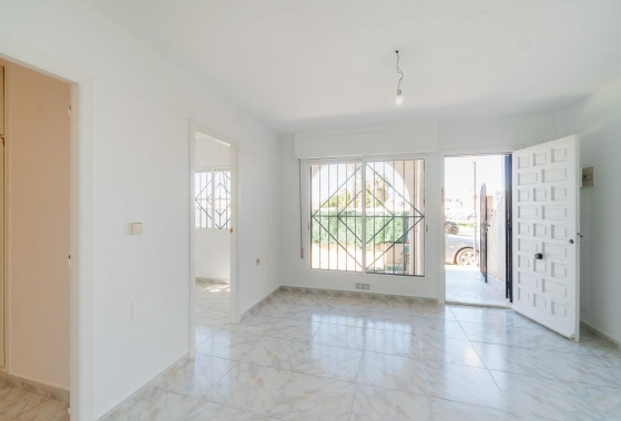 Resale - Townhouse - Torrevieja - Carrefour
