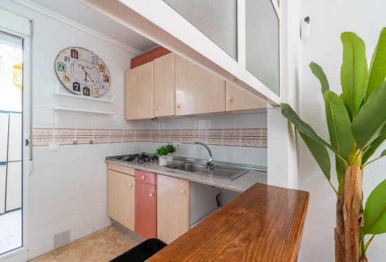 Resale - Villa - Torrevieja - El limonar