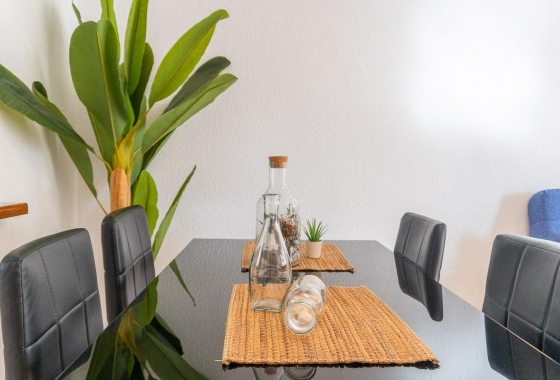 Resale - Villa - Torrevieja - El limonar