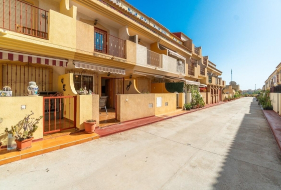 Resale - Townhouse - Orihuela Costa - Playa Flamenca
