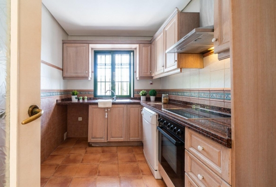 Resale - Villa - Orihuela Costa - Villamartín