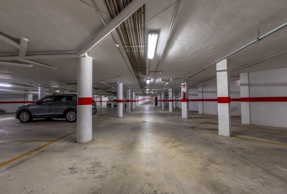 Resale - Apartment - Orihuela Costa - Campoamor