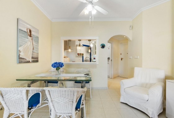 Resale - Apartment - Orihuela Costa - Campoamor