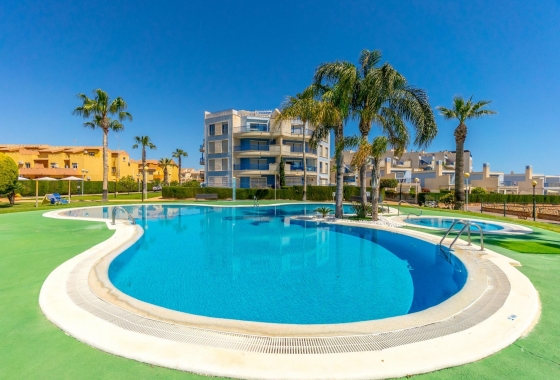 Resale - Apartment - Orihuela Costa - Campoamor