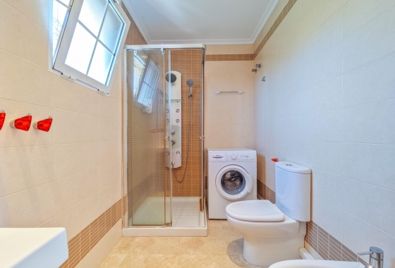 Resale - Villa - Torrevieja - La Mata