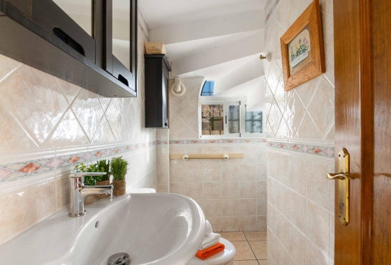 Resale - Semi-detached - Orihuela Costa - Los Almendros-La Florida