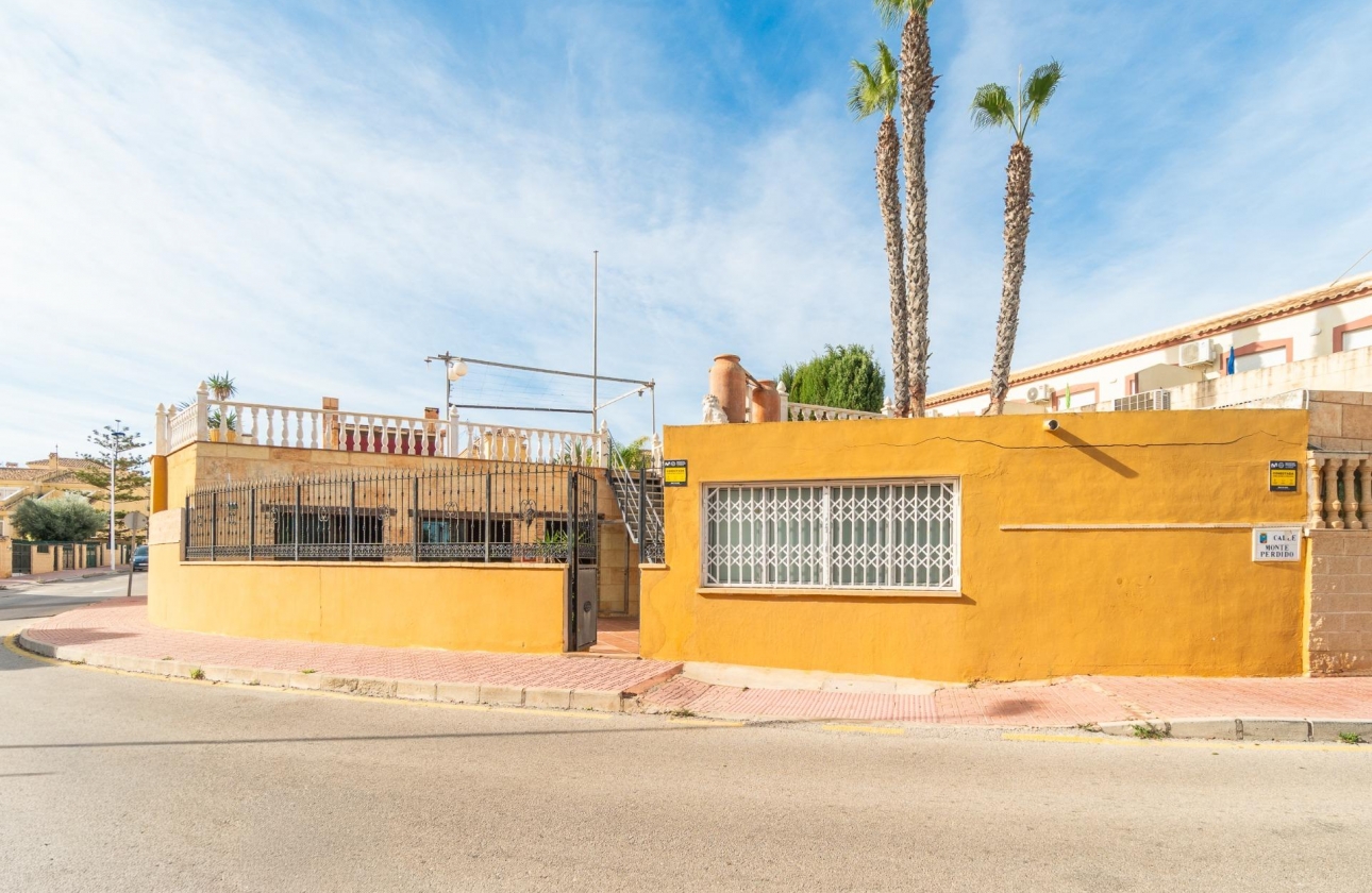 Resale - Commercial Unit - Torrevieja - Los Altos