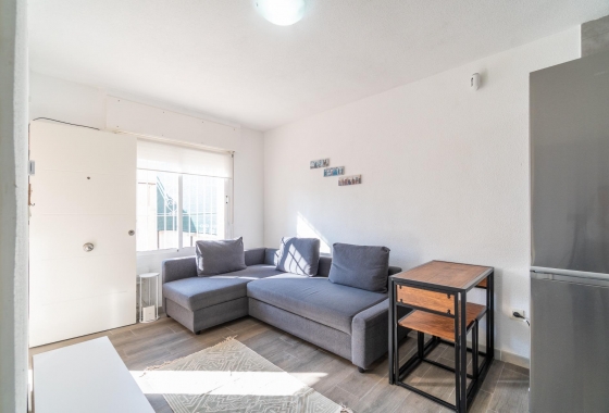 Resale - Apartment - Torrevieja - Los Balcones