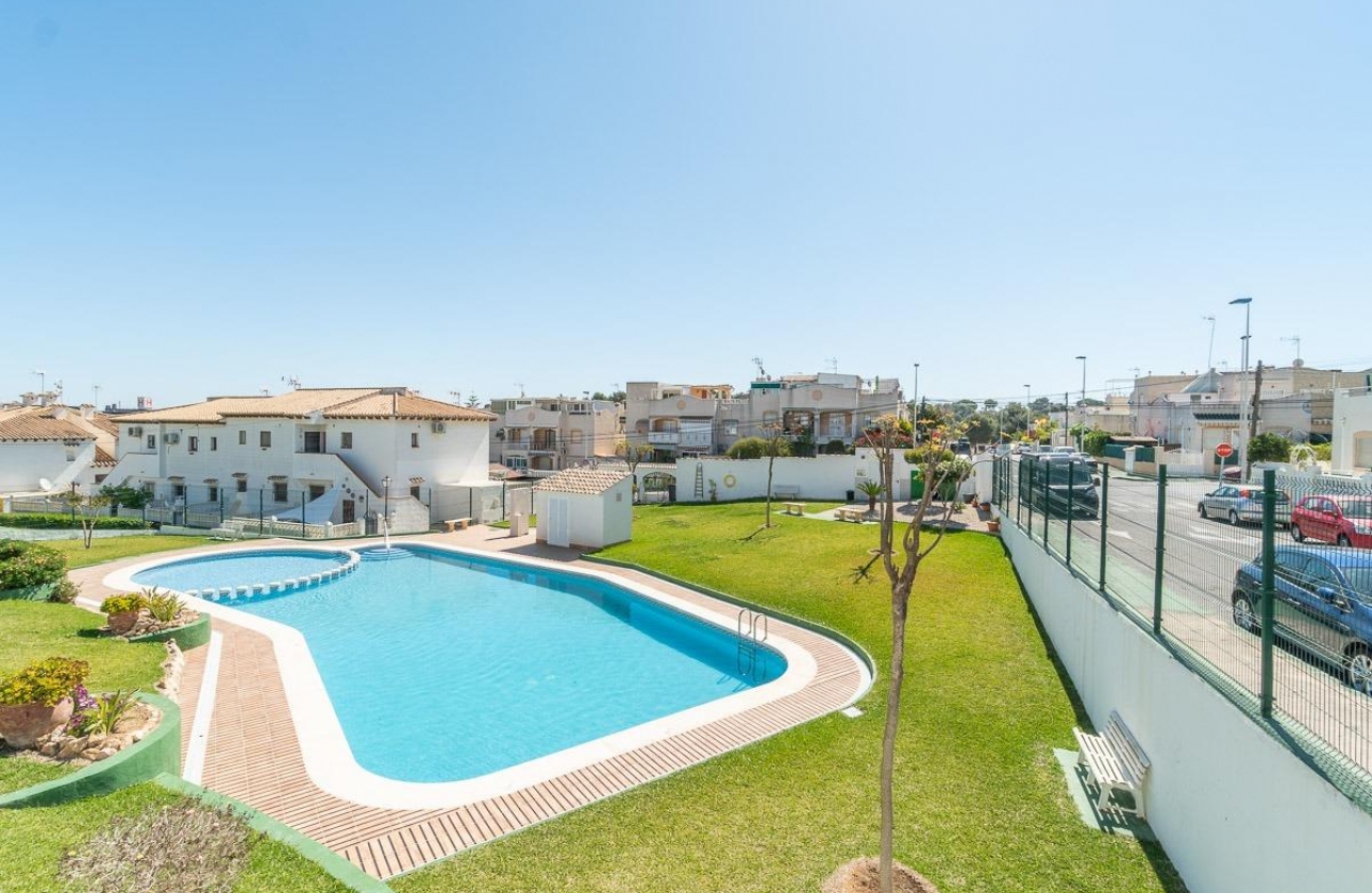 Resale - Apartment - Torrevieja - Los Balcones