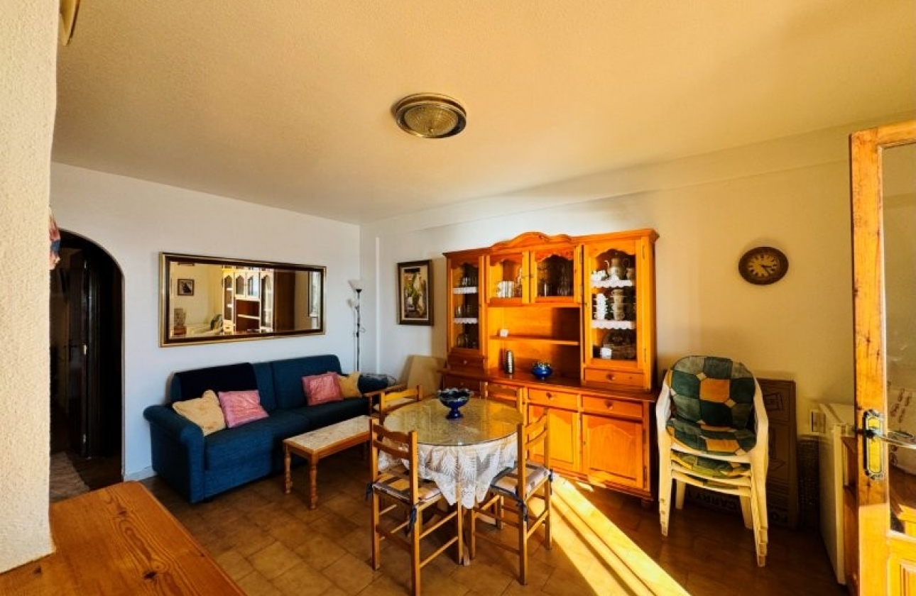 Resale - Apartment - Torrevieja - La Mata