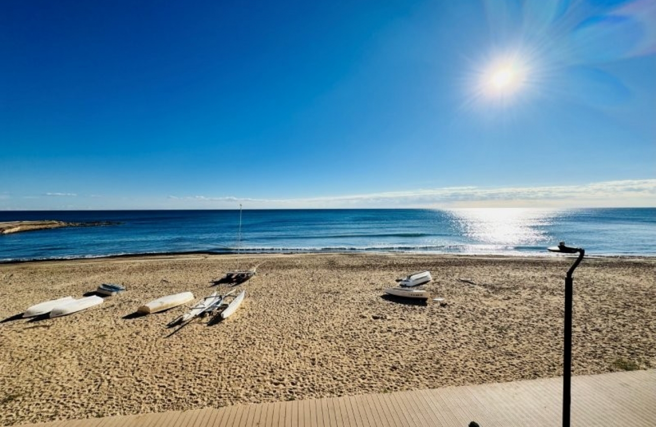Resale - Apartment - Torrevieja - La Mata