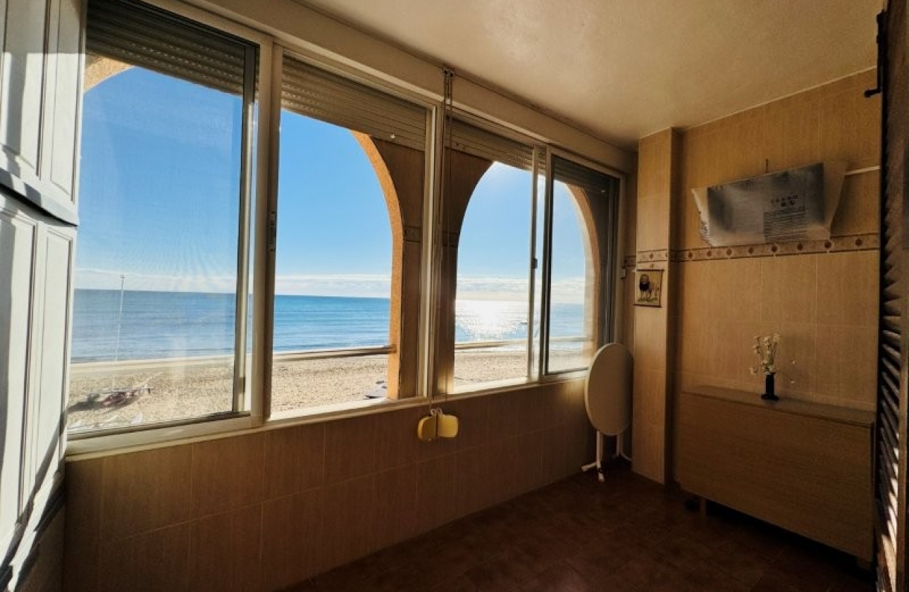 Resale - Apartment - Torrevieja - La Mata