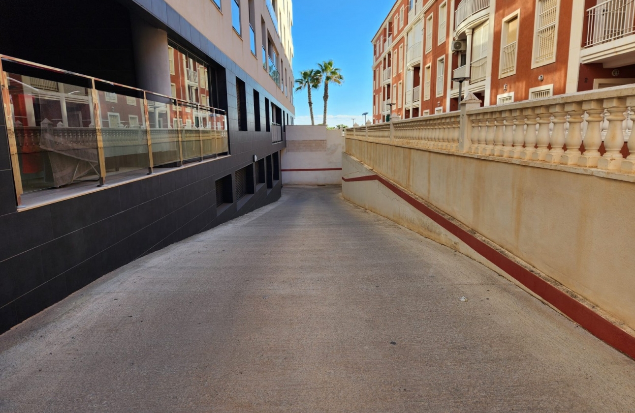 Resale - Apartment - Torrevieja - La Mata