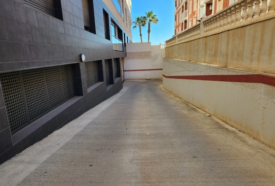 Resale - Apartment - Torrevieja - La Mata