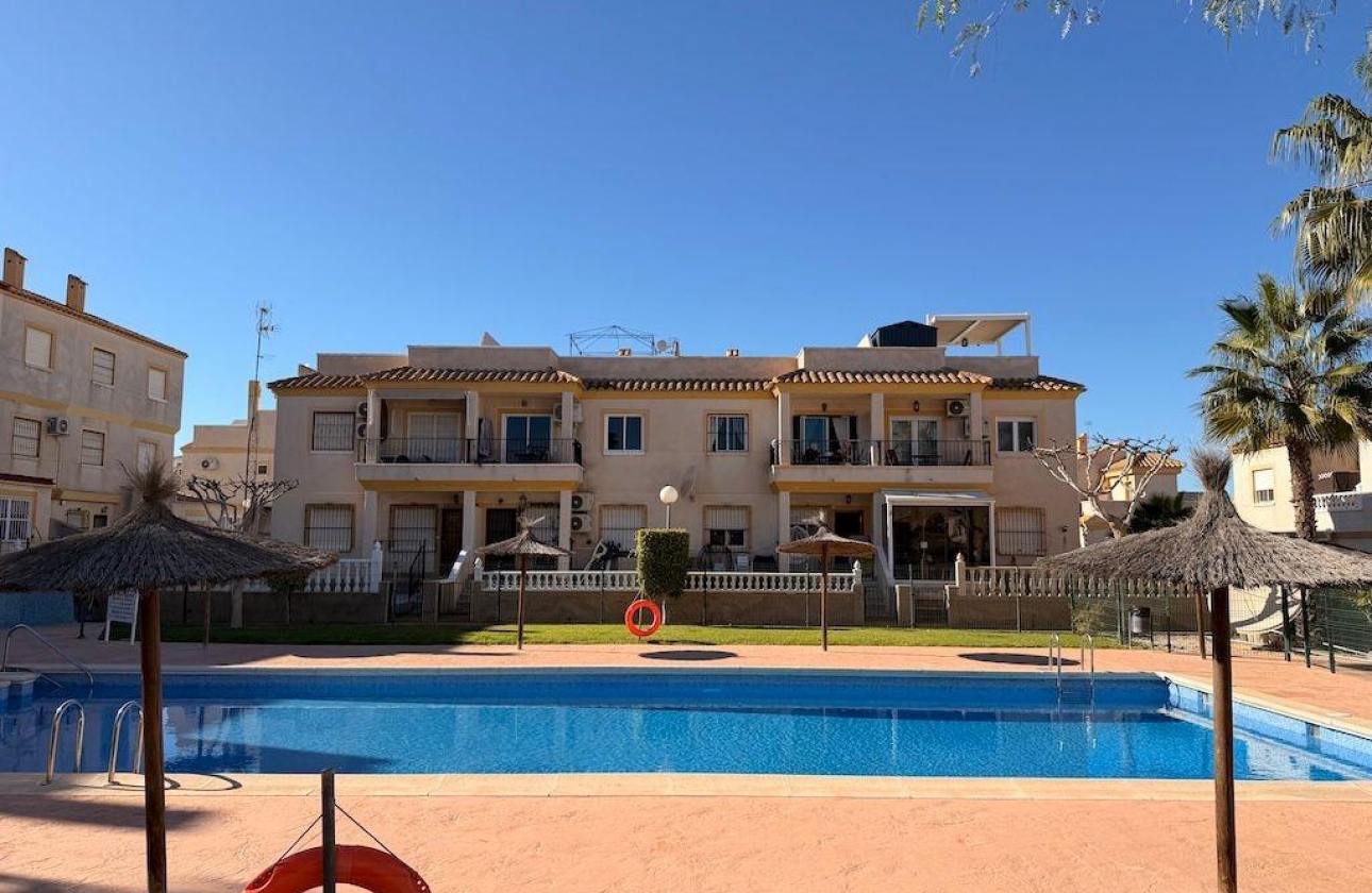 Resale - Bungalow - Orihuela Costa - Las Filipinas