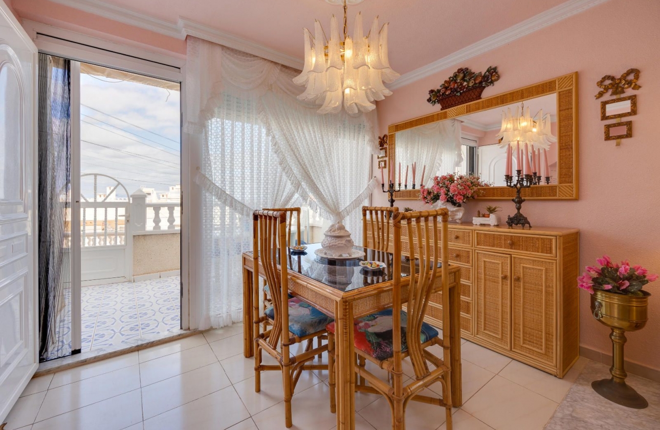 Resale - Apartment - Torrevieja - La Mata