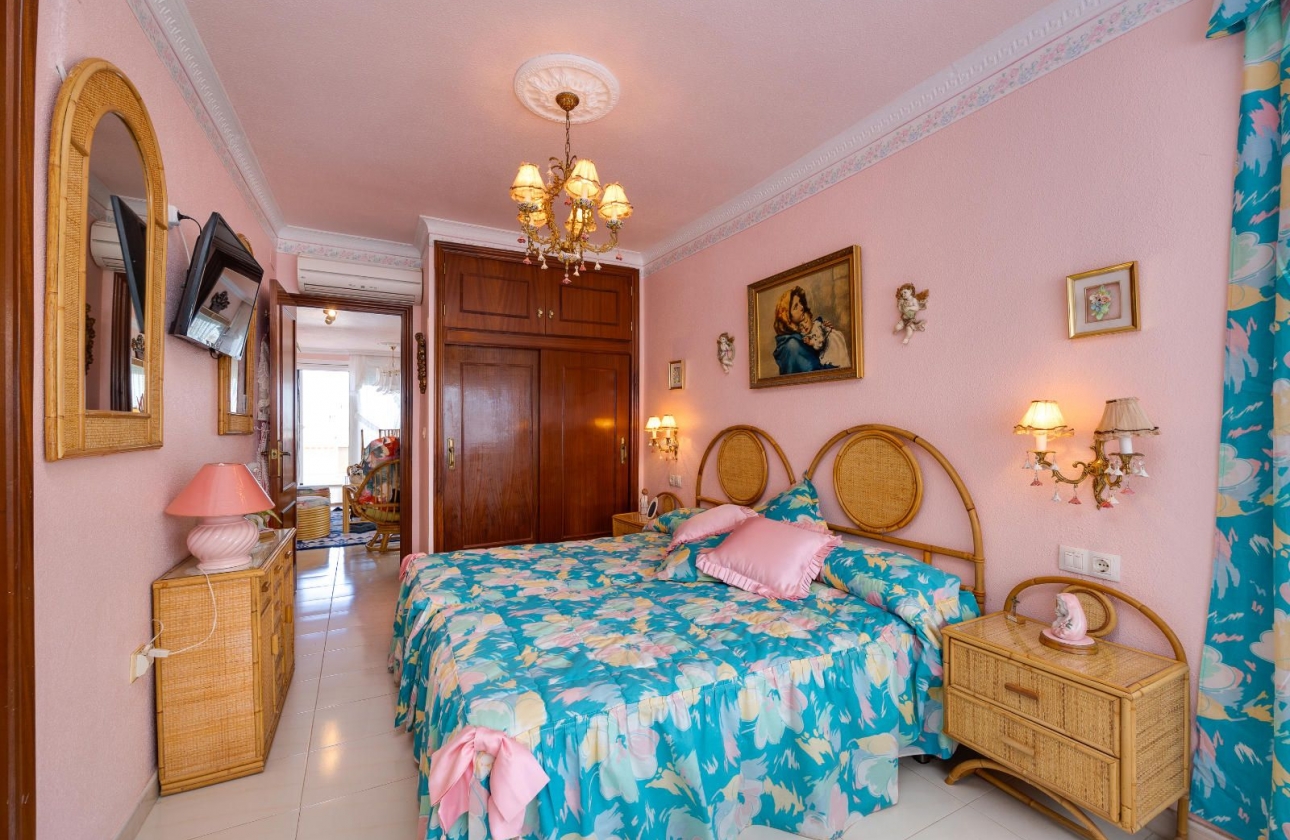 Resale - Apartment - Torrevieja - La Mata