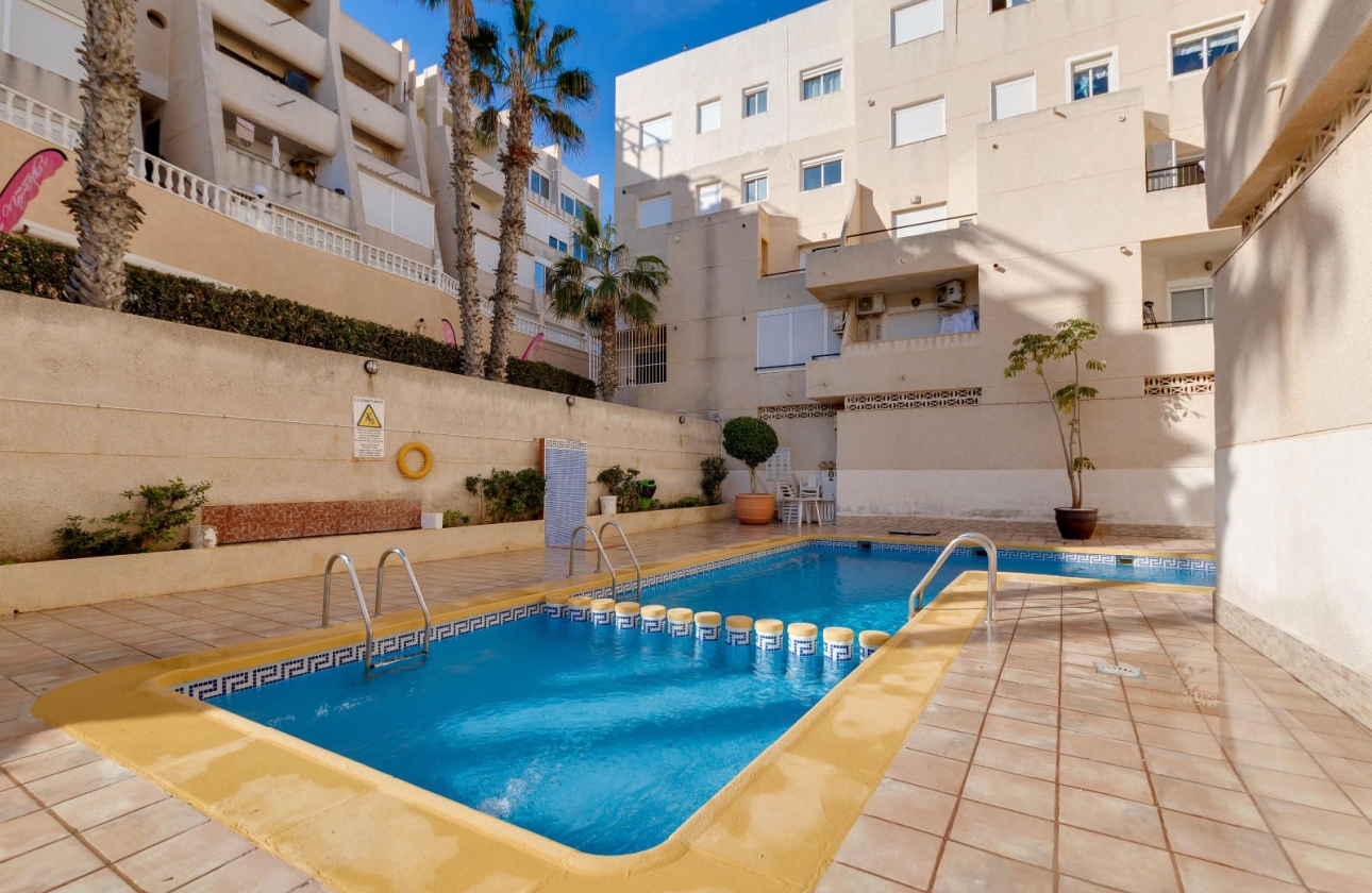 Resale - Apartment - Torrevieja - La Mata