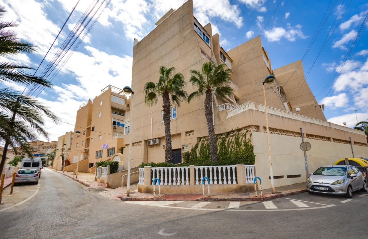 Resale - Apartment - Torrevieja - La Mata