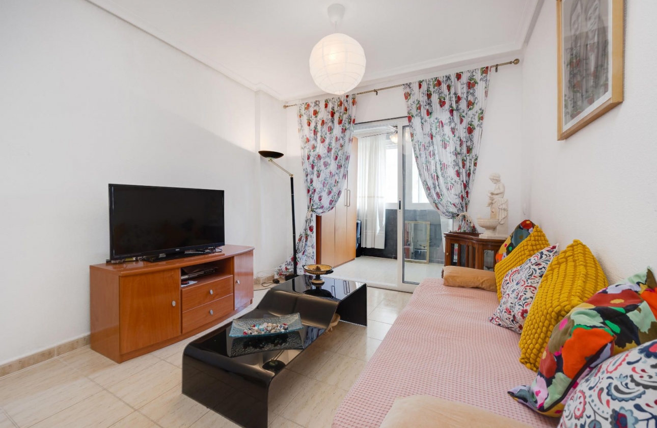 Resale - Apartment - Torrevieja - San Luis
