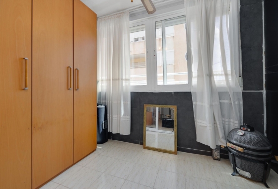 Resale - Apartment - Torrevieja - San Luis