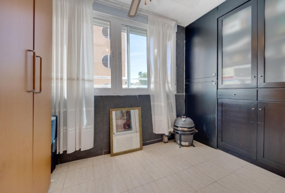 Resale - Apartment - Torrevieja - San Luis