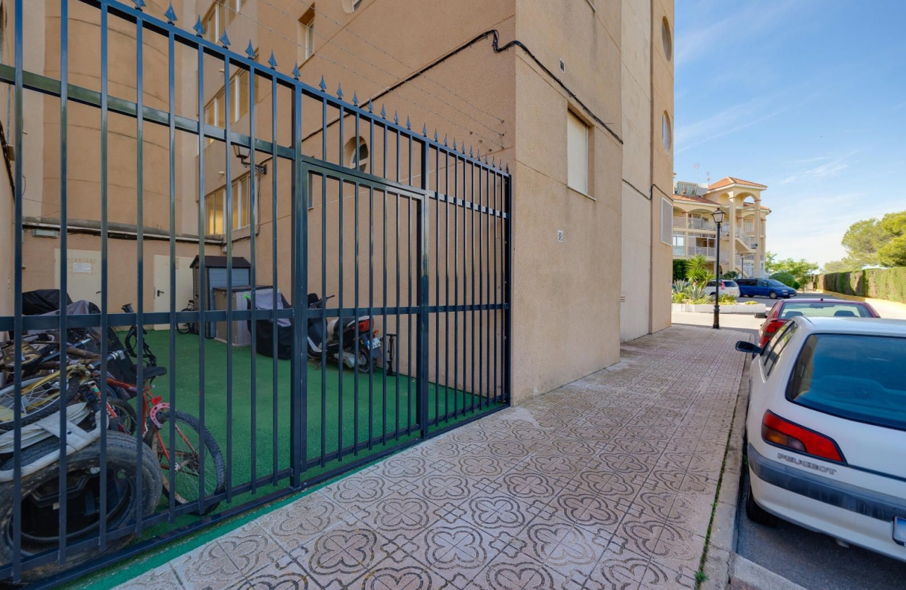 Resale - Apartment - Torrevieja - San Luis