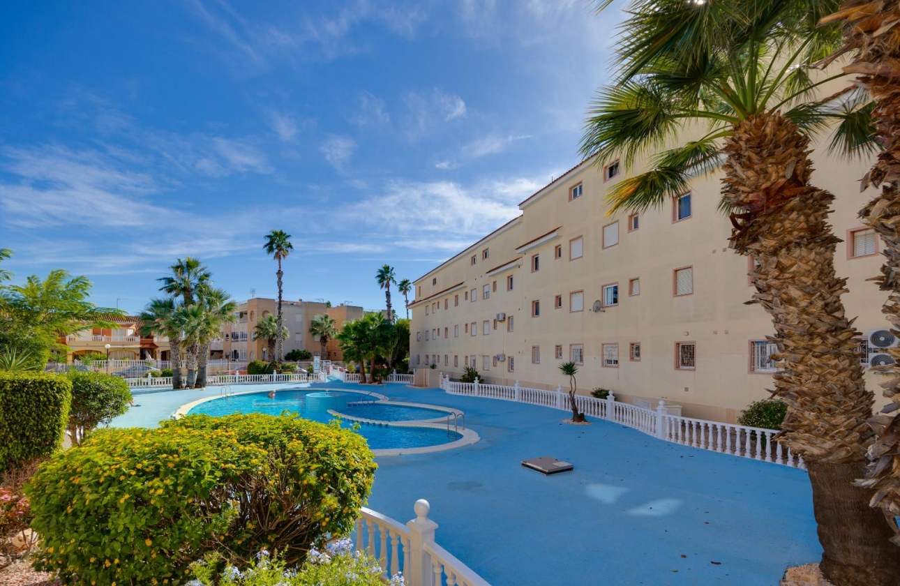 Resale - Apartment - Torrevieja - San Luis