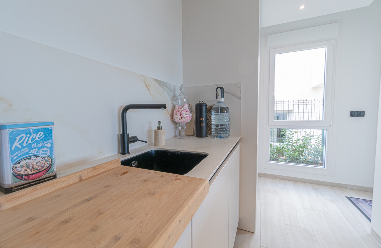 Resale - Villa - Algorfa - La Finca