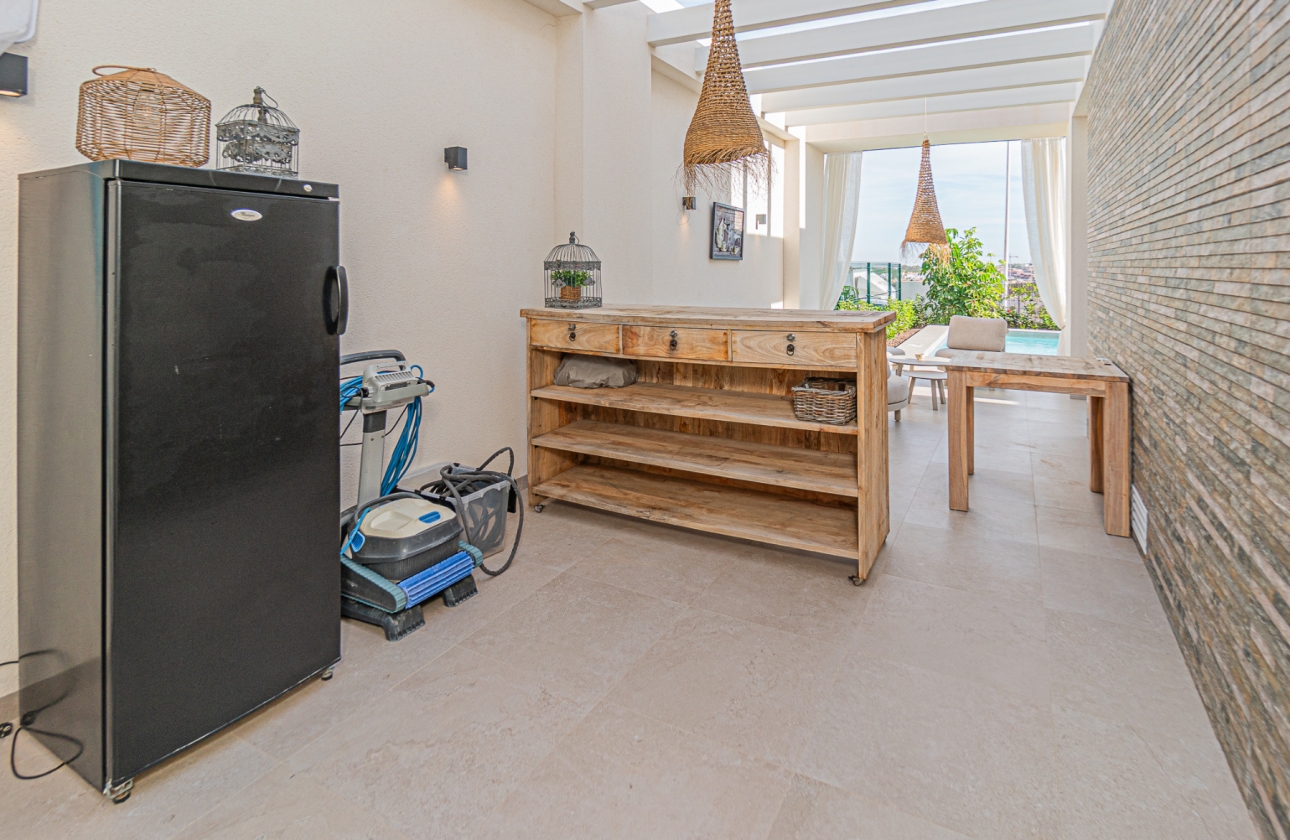 Resale - Villa - Algorfa - La Finca