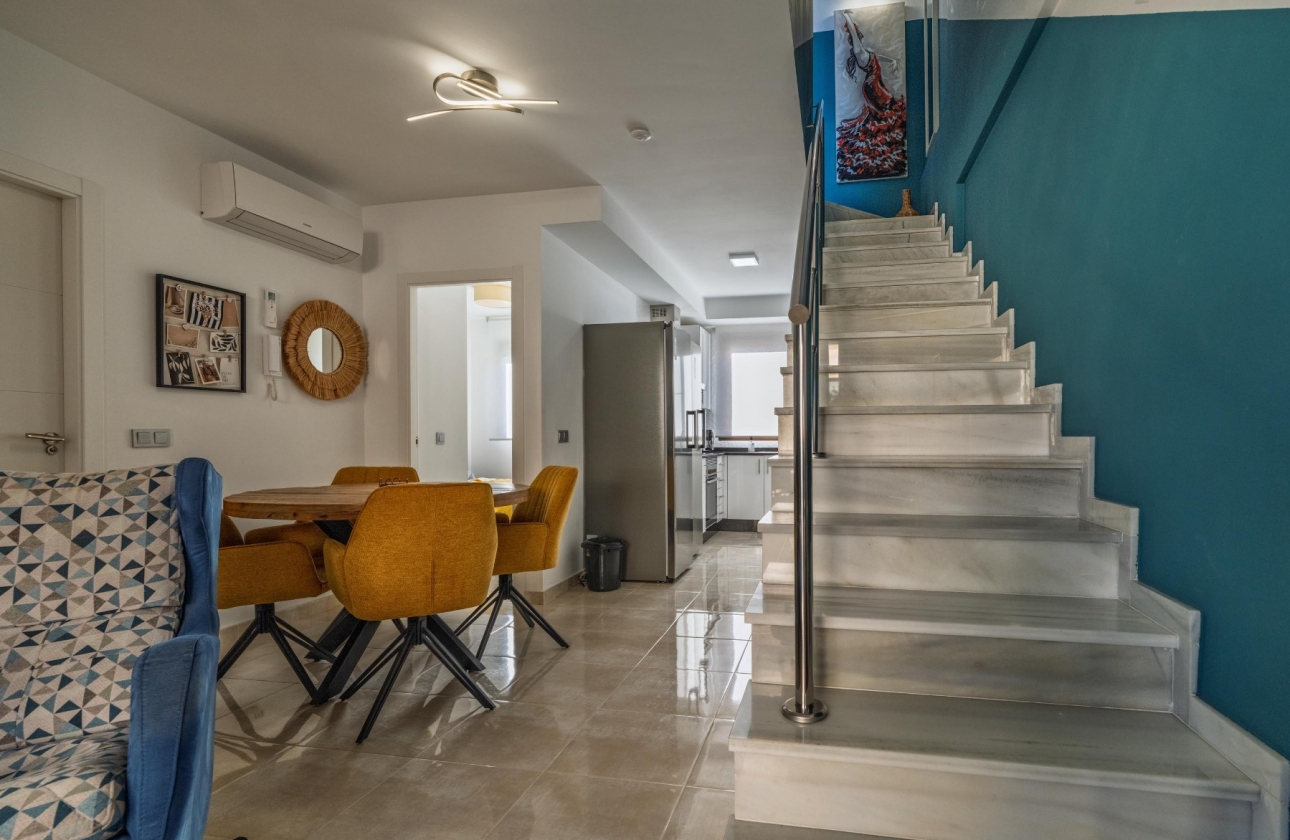 Resale - Apartment - Orihuela Costa - Cabo Roig