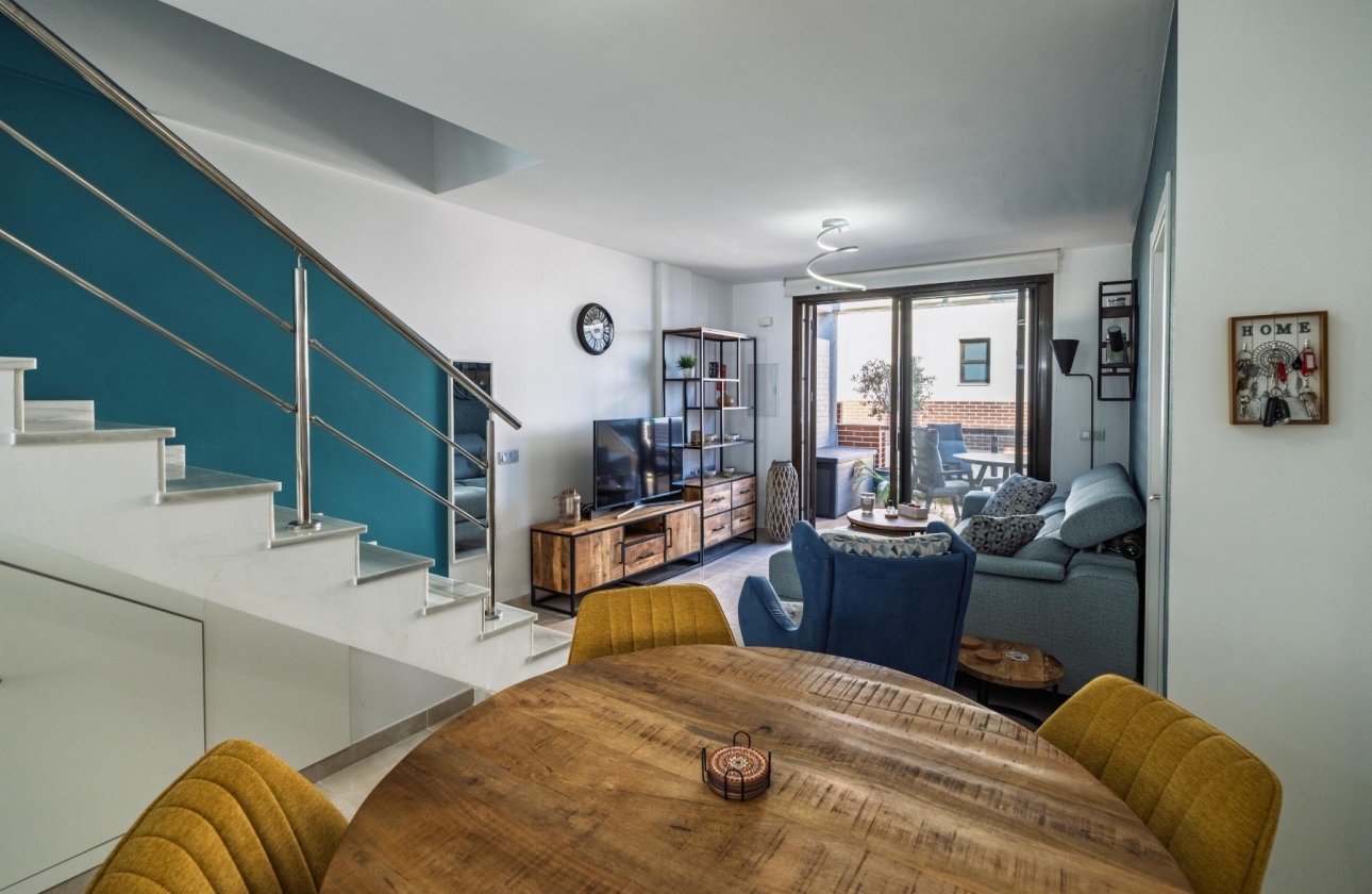 Resale - Apartment - Orihuela Costa - Cabo Roig