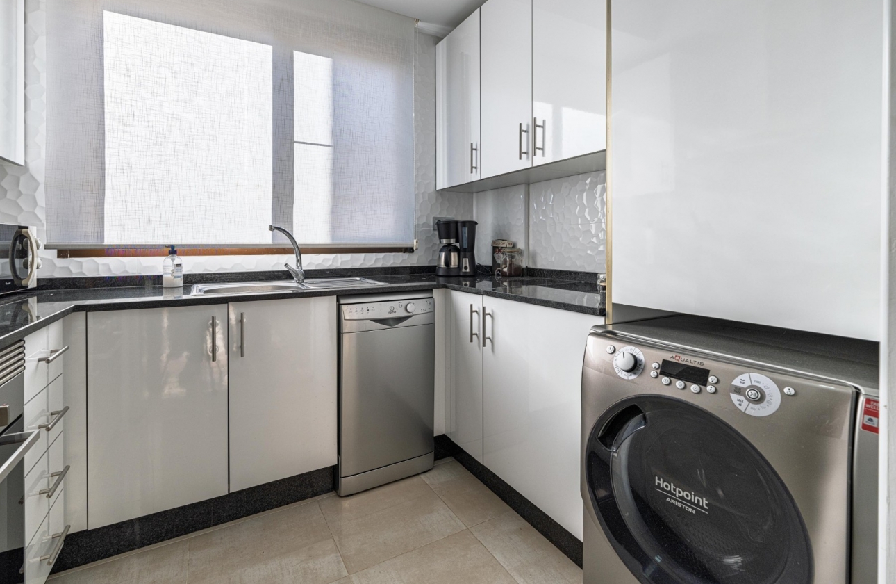 Resale - Apartment - Orihuela Costa - Cabo Roig