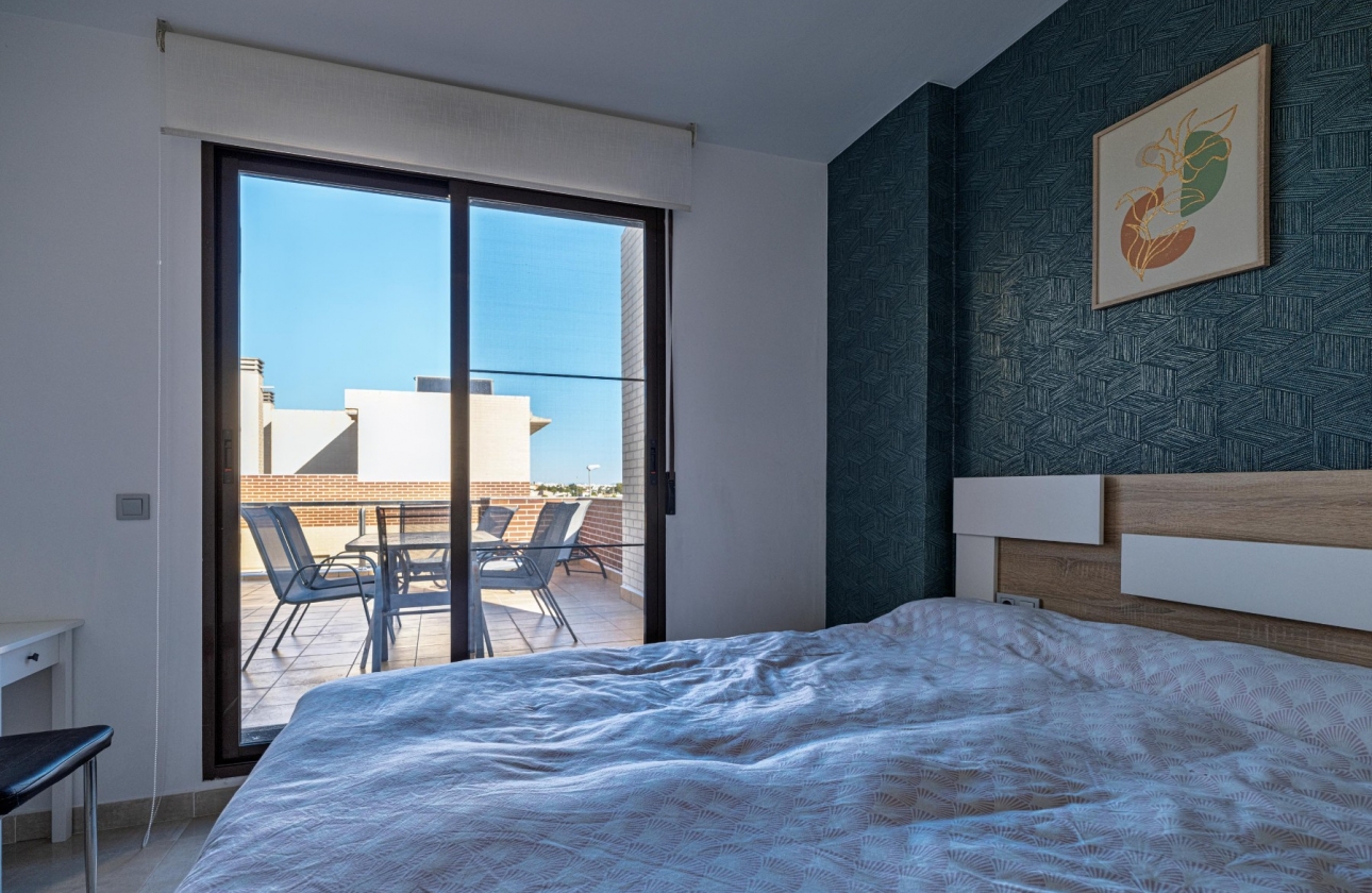 Resale - Apartment - Orihuela Costa - Cabo Roig