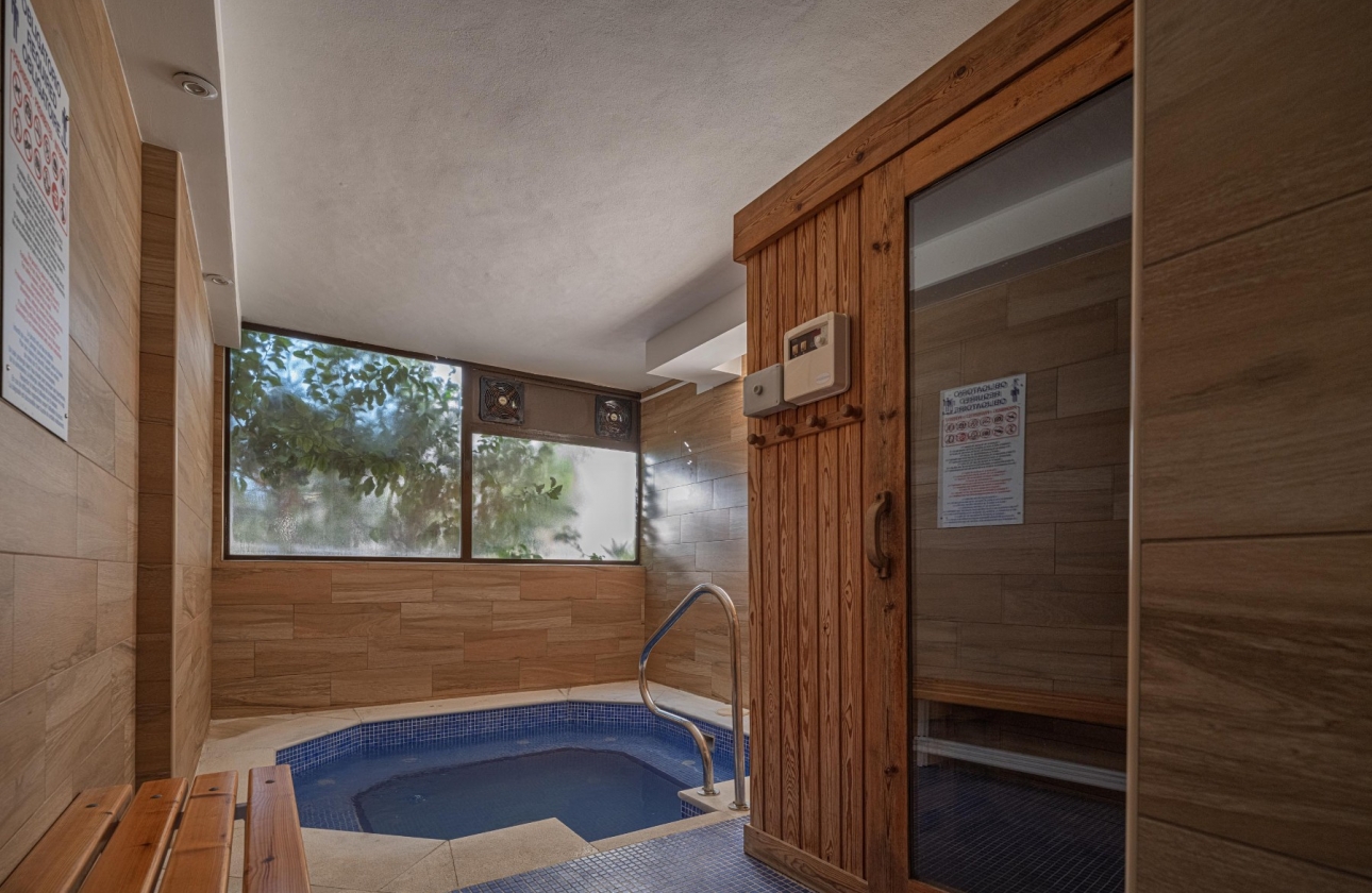 Resale - Apartment - Orihuela Costa - Cabo Roig