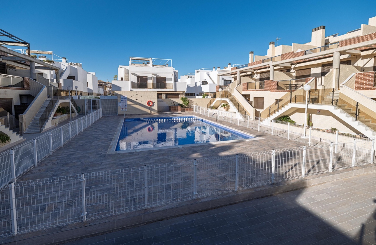 Resale - Apartment - Orihuela Costa - Cabo Roig