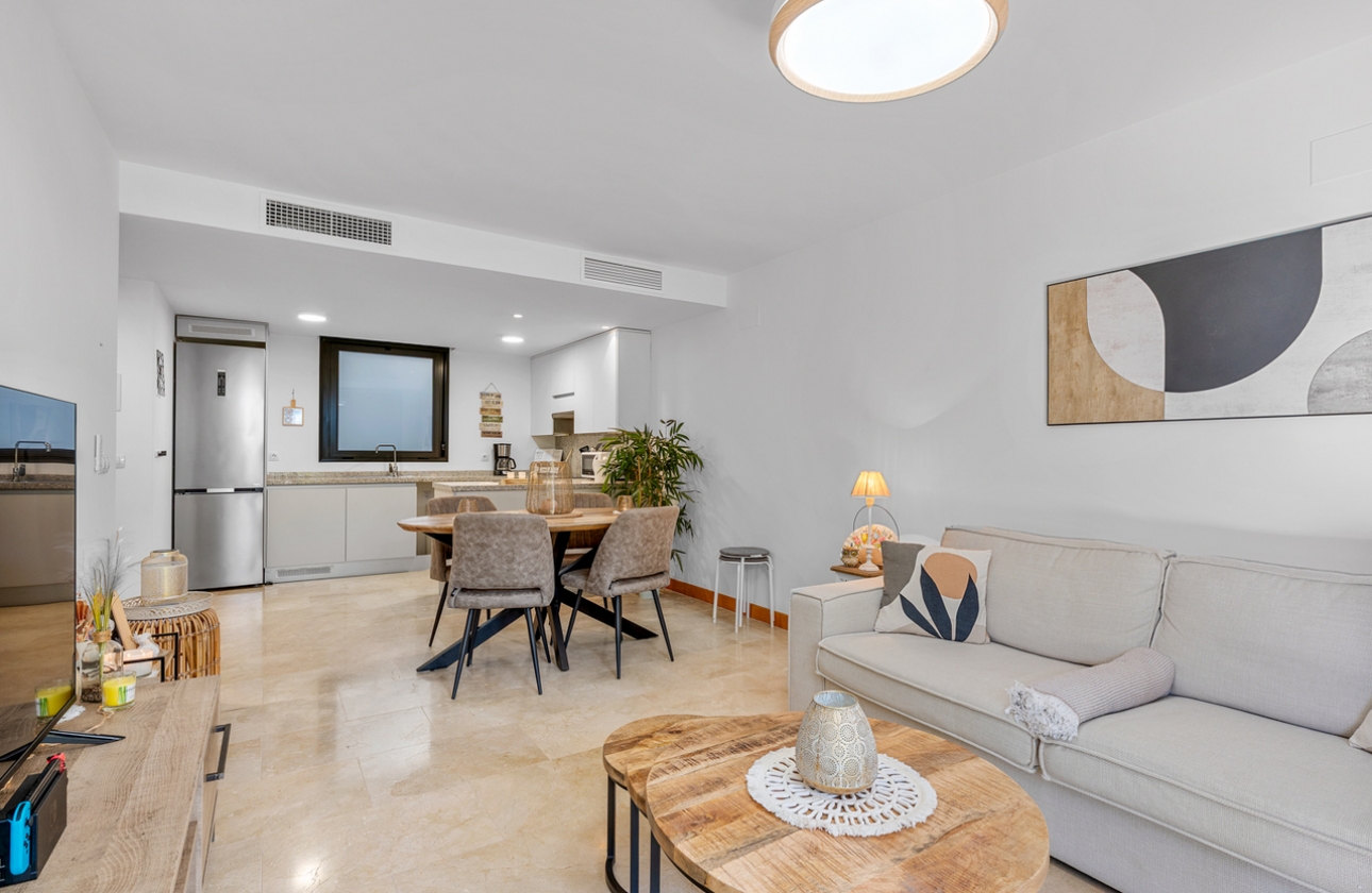 Resale - Apartment - Orihuela Costa - Campoamor
